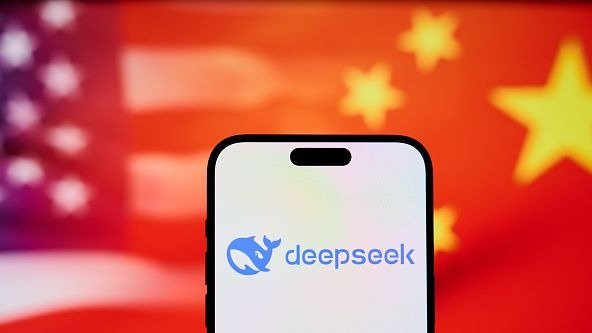 Tecnología | China supera a Estados Unidos en modelos de IA abierta, según estudio del MIT y Hugging Face